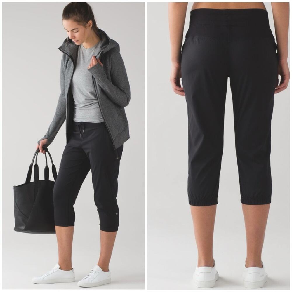 lululemon athletica Black Cropped Athletic Leggings